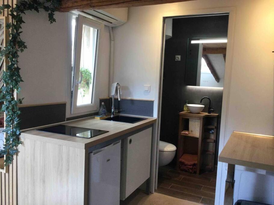 Studio De Charme Au Coeur De La Vieille Ville Nice Ngoại thất bức ảnh